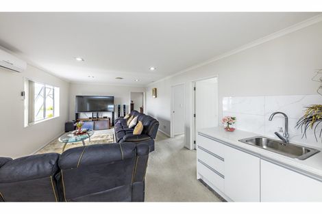 Photo of property in 4 Cahir Place, Flat Bush, Auckland, 2019