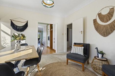 Photo of property in 53 Hector Street, Seatoun, Wellington, 6022