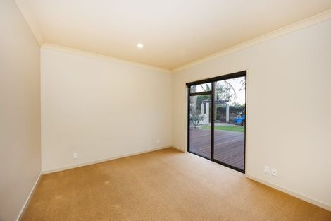 Photo of property in 37 Abby Road, Fitzherbert, Palmerston North, 4410