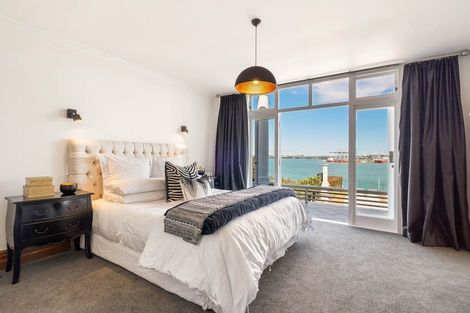 Photo of property in 55 Stanley Point Road, Stanley Point, Auckland, 0624