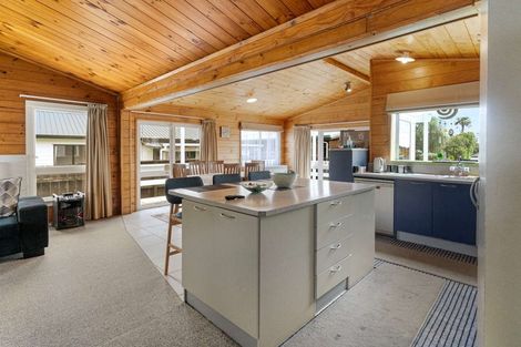 Photo of property in 4 Gordon Paul Place, Tuakau, 2121