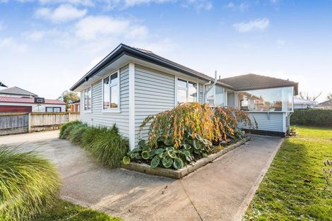 Photo of property in 5a Ayr Place, Hokowhitu, Palmerston North, 4410