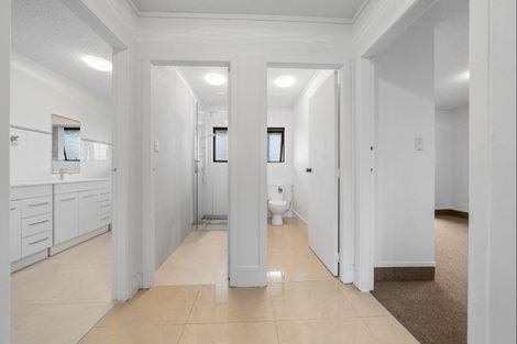 Photo of property in 12b Bronte Place, Whalers Gate, New Plymouth, 4310