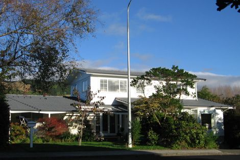 Photo of property in 24 Fleetwood Grove, Waikanae, 5036