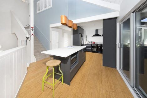 Photo of property in 91 Princes Street, Northcote Point, Auckland, 0627