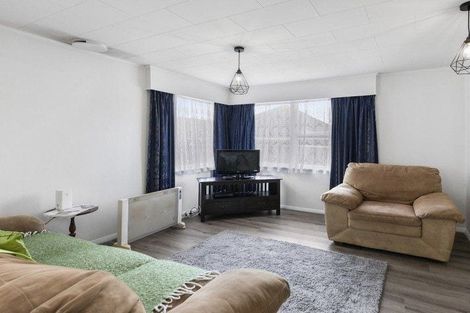 Photo of property in 1/15 Puriri, Wainuiomata, Lower Hutt, 5014