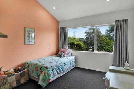 Photo of property in 129 Richmond Road, Brixton, New Plymouth, 4373
