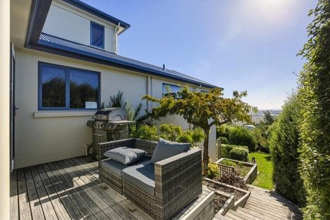 Photo of property in 31 Highcrest Heights, Westmorland, Christchurch, 8025