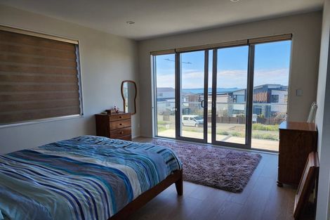 Photo of property in 66c Te Oneroa Way, Long Bay, Auckland, 0630