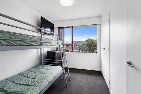 Photo of property in 27 Akaroa Drive, Maupuia, Wellington, 6022
