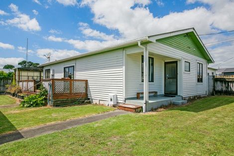 Photo of property in 143 Ngamotu Road, Spotswood, New Plymouth, 4310