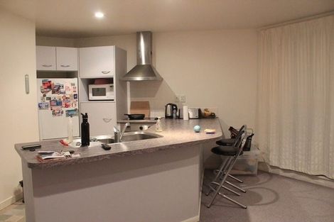Photo of property in Grandstand Apartments, 80u6 Kent Terrace, Mount Victoria, Wellington, 6011