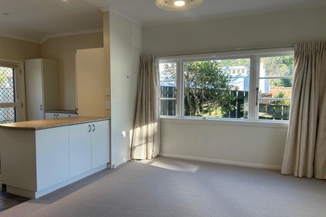 Photo of property in 6 Station Road, Khandallah, Wellington, 6035