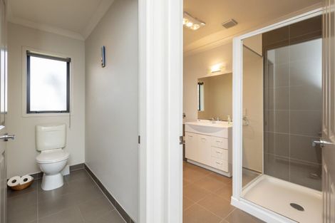 Photo of property in 33 Gandalf Crescent, Paraparaumu, 5032