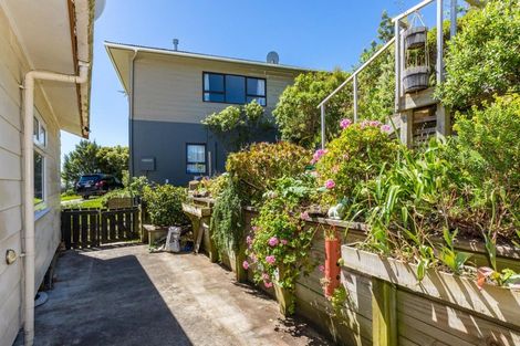 Photo of property in 14 The Bollard, Whitby, Porirua, 5024