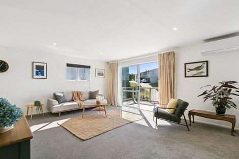 Photo of property in 5 Waitaha Way, Houghton Bay, Wellington, 6023