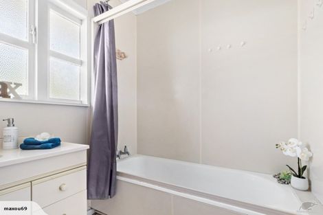 Photo of property in 10 Phillip Street, Pukekohe, 2120