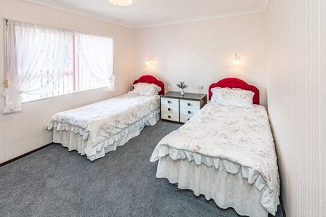 Photo of property in 3 Georgetti Road, Bastia Hill, Whanganui, 4500