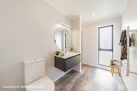 Photo of property in 17 Raeble Walkington Lane, Wallaceville, Upper Hutt, 5018
