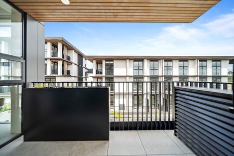 Photo of property in 203/82 Te Oneroa Way, Long Bay, 0630