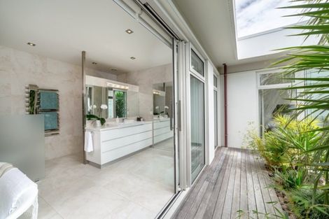 Photo of property in 10 Westwood Avenue, Greytown, 5712