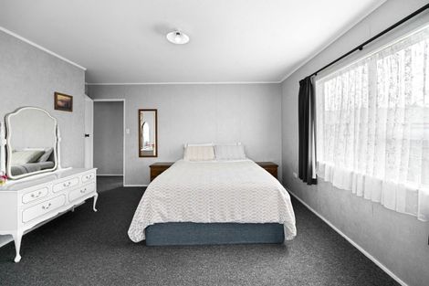 Photo of property in 113 Avalon Drive, Nawton, Hamilton, 3200