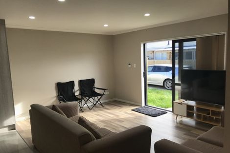 Photo of property in 4a Milton Road, Orewa, 0931