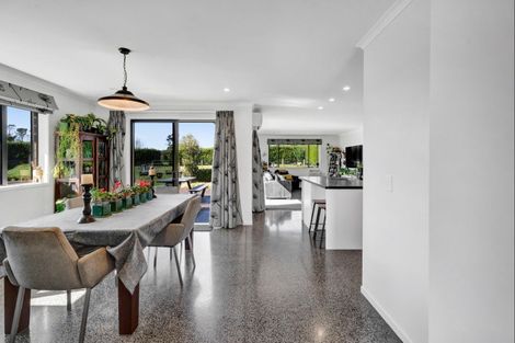 Photo of property in 1108c Egmont Road, Egmont Village, New Plymouth, 4372