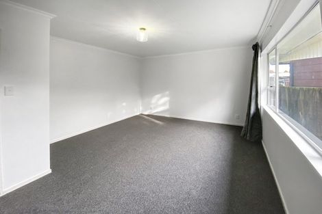 Photo of property in 14 Hillcrest Drive, Kelvin Grove, Palmerston North, 4414