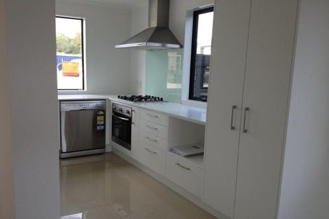 Photo of property in 7 Lane Cameron Place, Flat Bush, Auckland, 2019