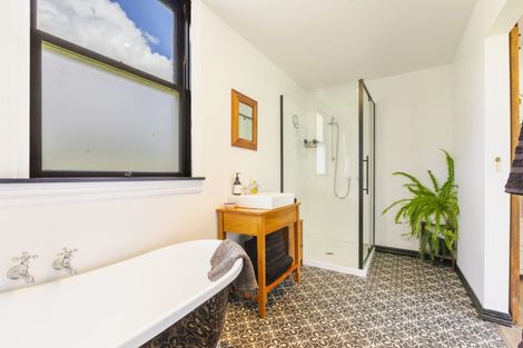 Photo of property in 15 Maharakeke Road, Waipukurau, 4281