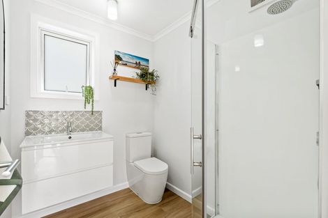 Photo of property in 851 Whangaparaoa Road, Manly, Whangaparaoa, 0930