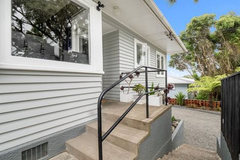 Photo of property in 17 Argyle Avenue, Levin, 5510