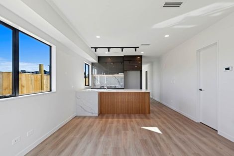 Photo of property in 5 Green Bamboo Road, Hobsonville, Auckland, 0616