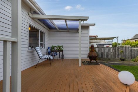 Photo of property in 2 John Street, Titahi Bay, Porirua, 5022
