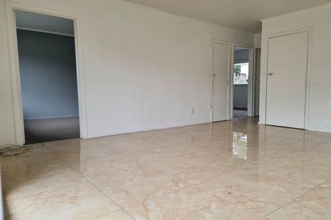 Photo of property in 12 Kaponga Crescent, New Lynn, Auckland, 0600