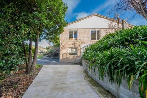 Photo of property in 2 Ngarara Road, Waikanae, 5036