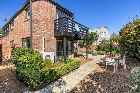 Photo of property in 1/28 Thornycroft Street, Fendalton, Christchurch, 8052