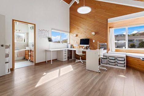 Photo of property in 177 West Harbour Drive, West Harbour, Auckland, 0618