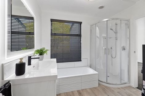 Photo of property in 9 Halyard Place, Whitby, Porirua, 5024