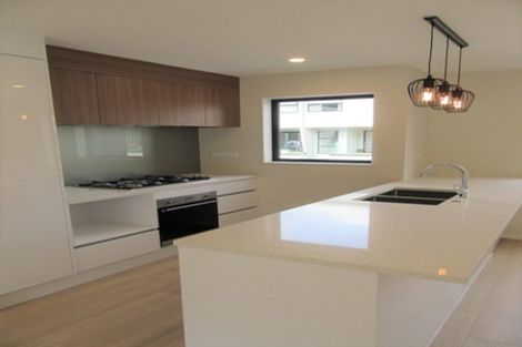 Photo of property in 16/5 Perekia Street, Albany, Auckland, 0632