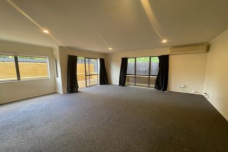 Photo of property in 338a Glengarry Road, Glen Eden, Auckland, 0602