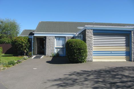 Photo of property in 166 Northcote Road, Northcote, Christchurch, 8052