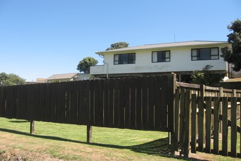 Photo of property in 6 Town Point Road, Maketu, 3189