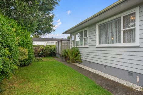 Photo of property in 35 Highbury Drive, Levin, 5510