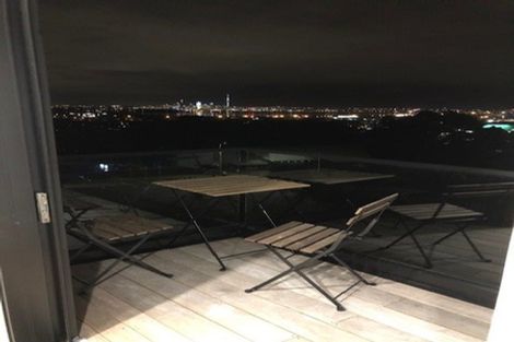 Photo of property in Frank Sargeson Apts, 407/80 Anzac Street, Takapuna, Auckland, 0622