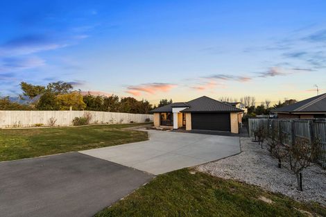 Photo of property in 58b Osborne Road, Amberley, 7410