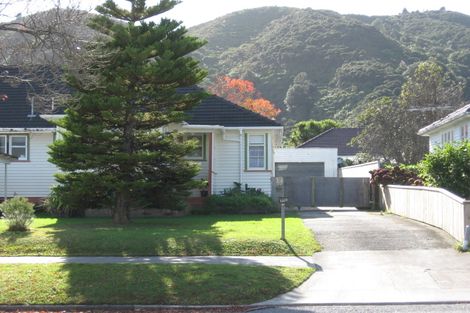 Photo of property in 121 Kowhai Street, Naenae, Lower Hutt, 5011