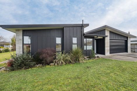 Photo of property in 35 Kerei Street, Motueka, 7120