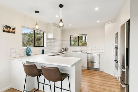 Photo of property in 7b Becker Way, Karori, Wellington, 6012